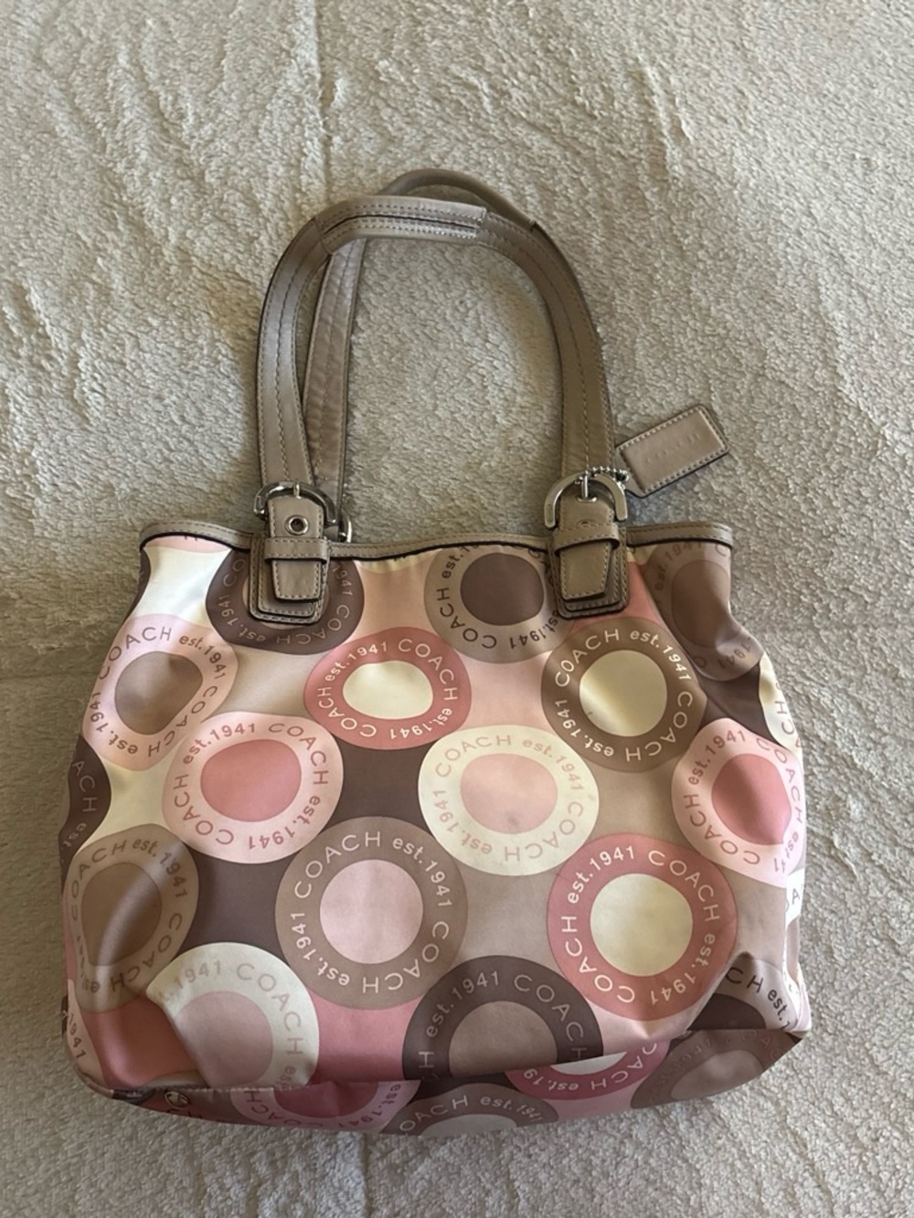 Light Pink Beige Coach Soho Snaphead Tote Purse